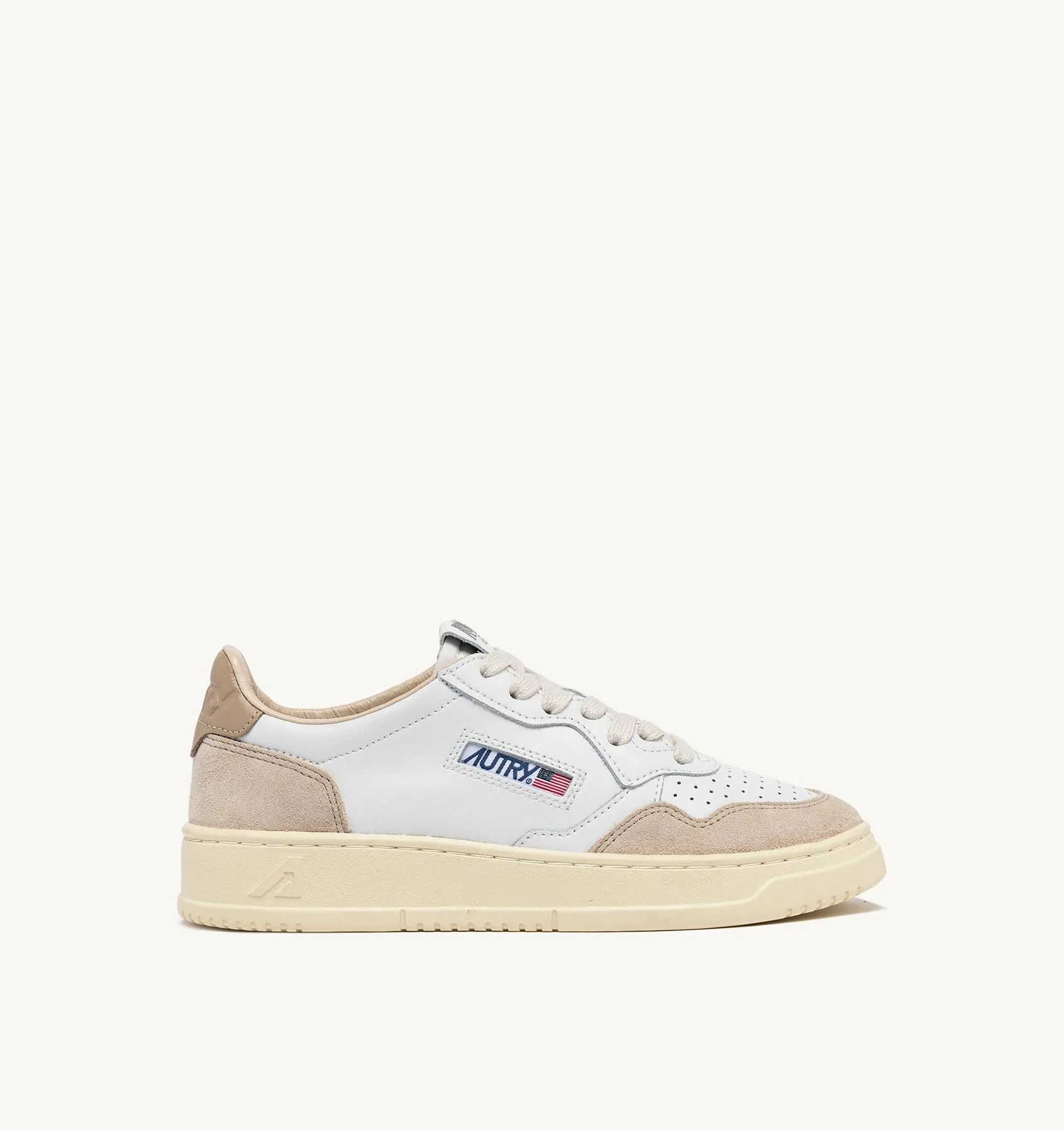 AUTRY SNEAKERS WOMAN  MEDALIST LOW SNEAKERS IN WHITE/PEPPER BLACK LEATHER AND BEIGE SUEDE