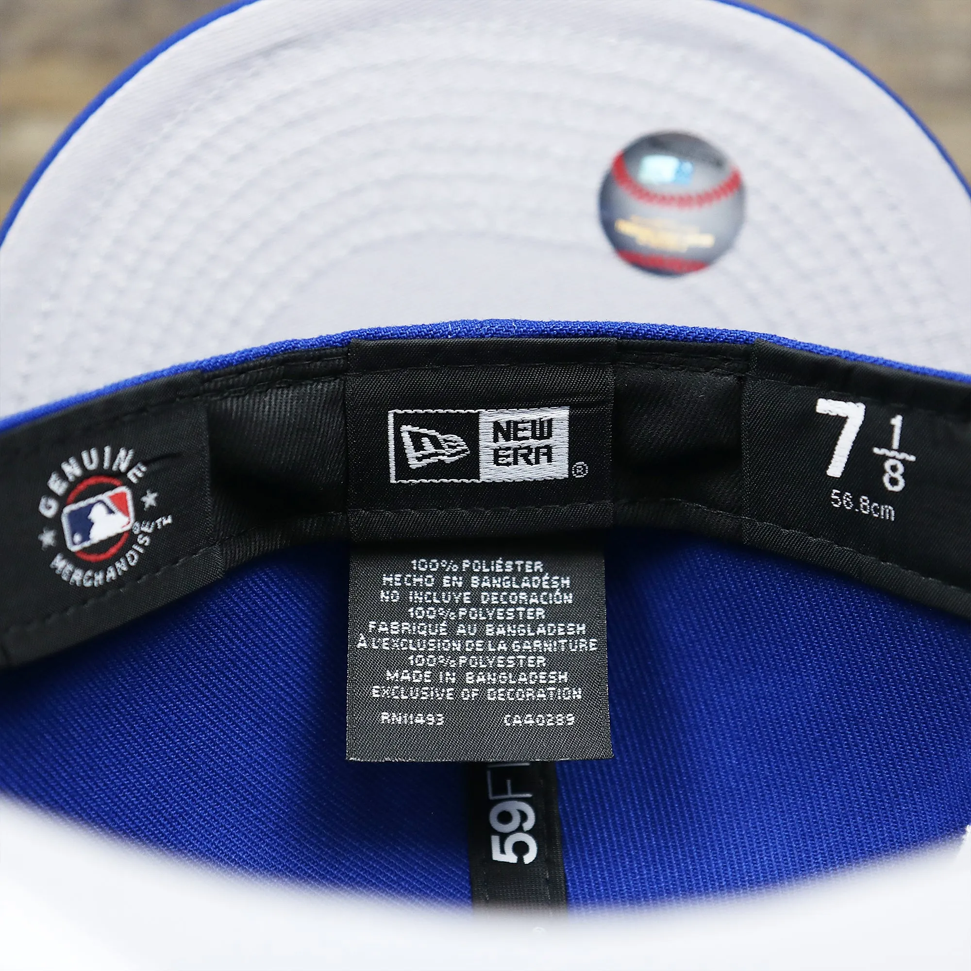 Chicago Cubs Wrigley Field Cloud Icon Side Patch Gray Bottom 59Fifty Fitted Cap | Royal Blue 59Fifty Cap