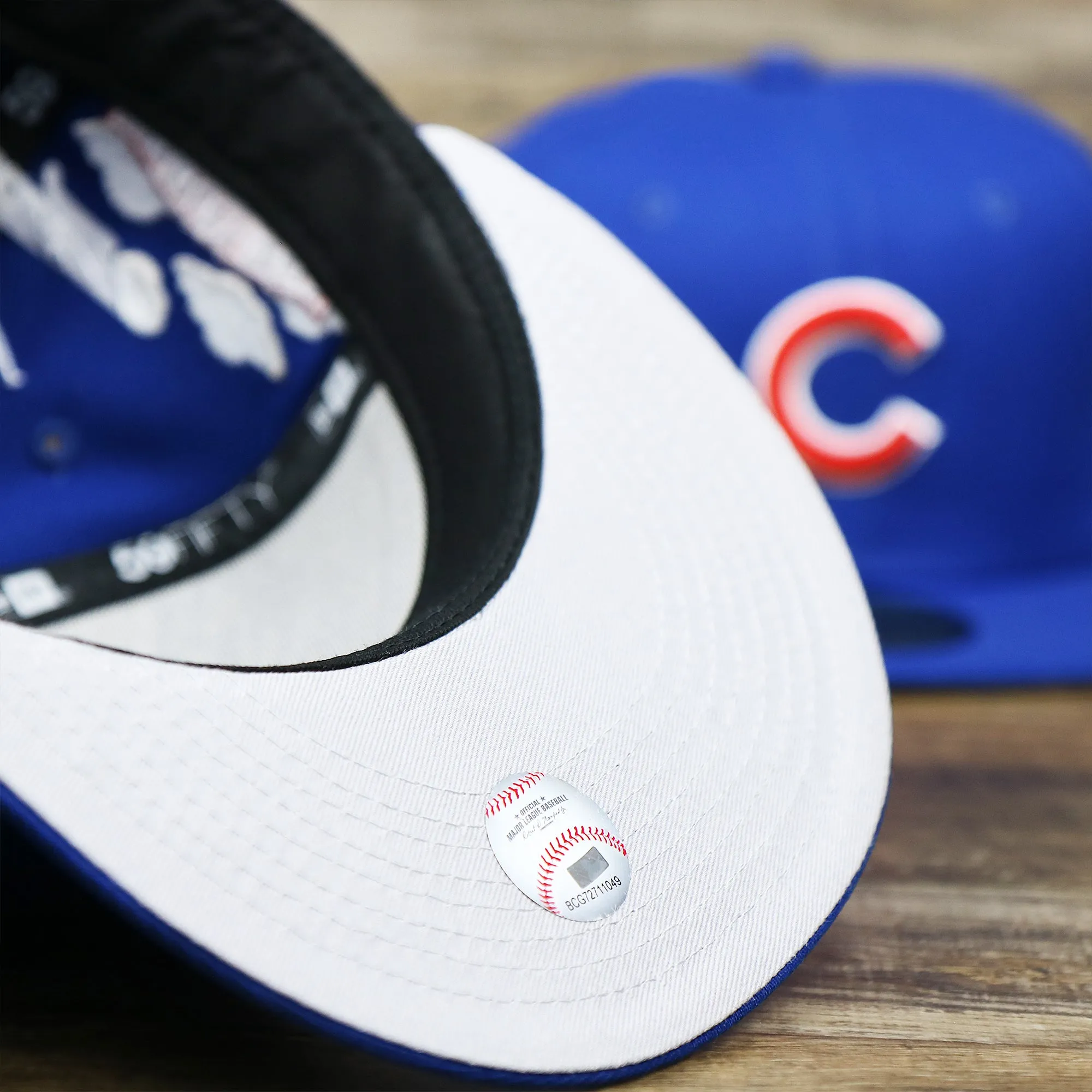 Chicago Cubs Wrigley Field Cloud Icon Side Patch Gray Bottom 59Fifty Fitted Cap | Royal Blue 59Fifty Cap