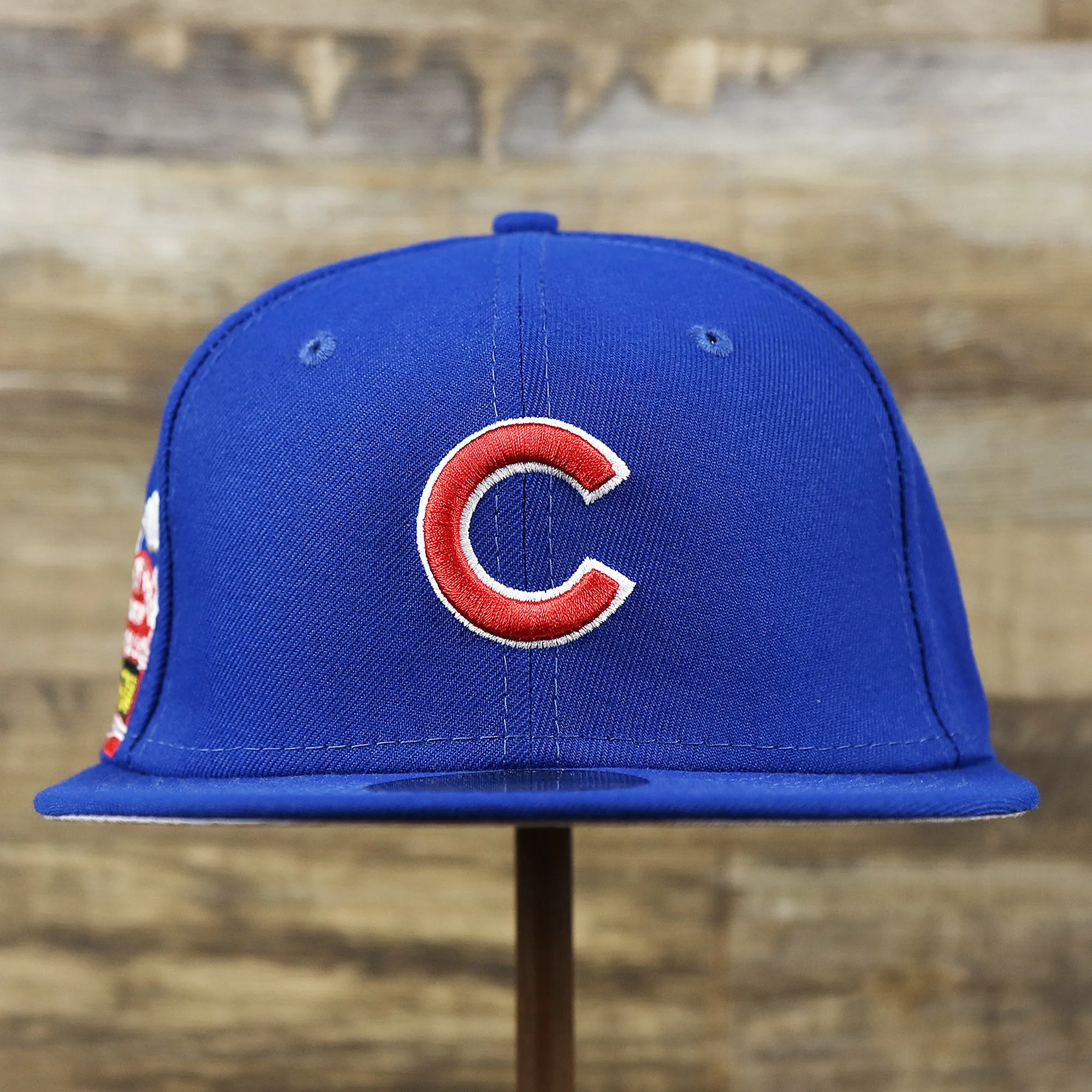 Chicago Cubs Wrigley Field Cloud Icon Side Patch Gray Bottom 59Fifty Fitted Cap | Royal Blue 59Fifty Cap