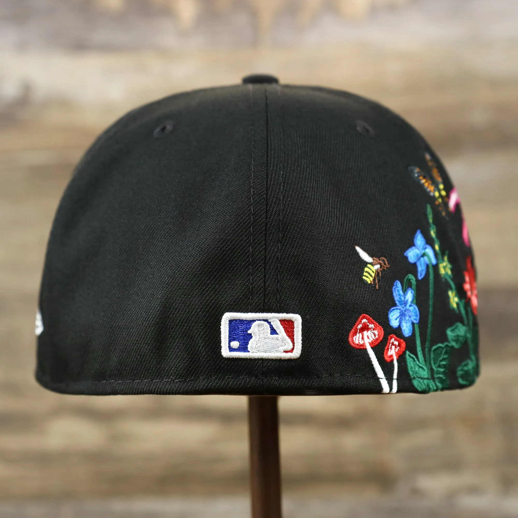 Chicago White Sox Gray Bottom Bloom Spring Embroidery 59Fifty Fitted Cap | Black 5950 Cap