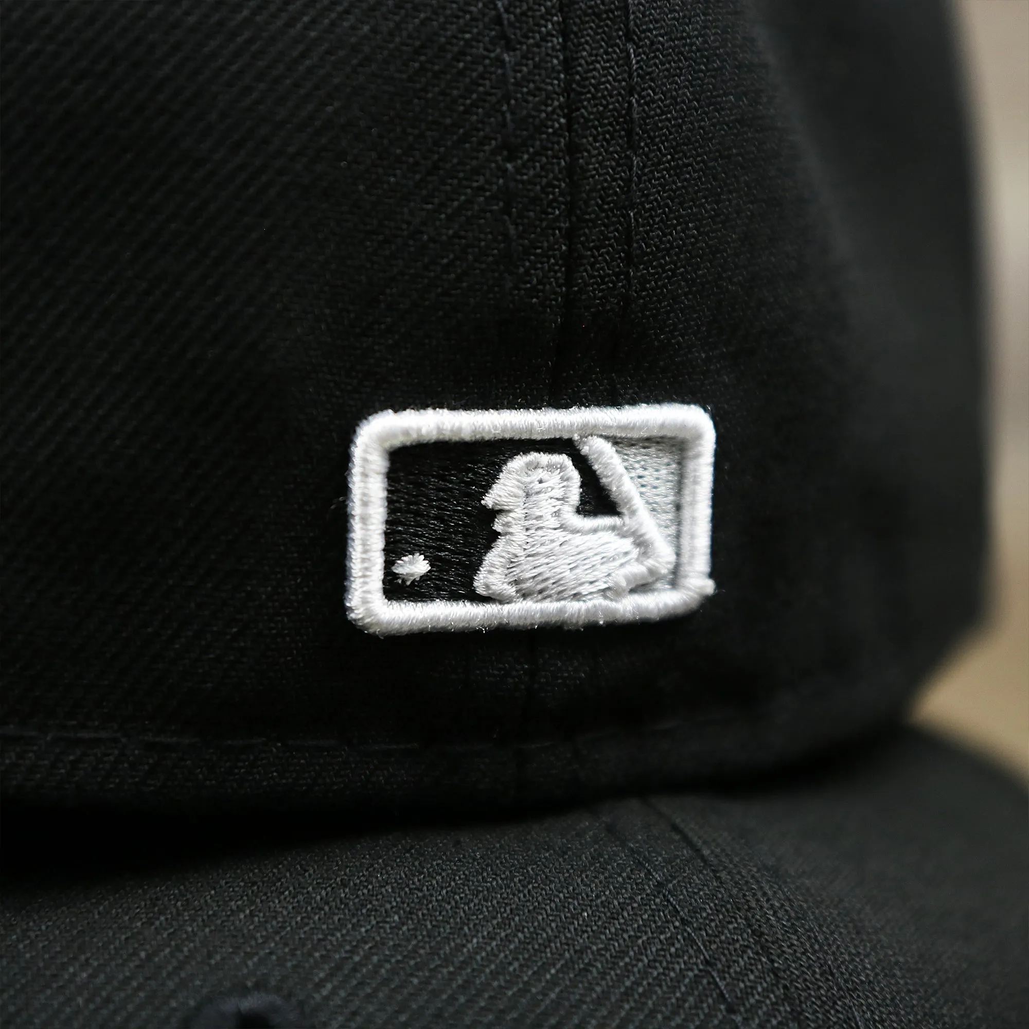 Chicago White Sox Southside Cloud Icon Side Patch Gray Bottom 59Fifty Fitted Cap | Black 59Fifty Cap