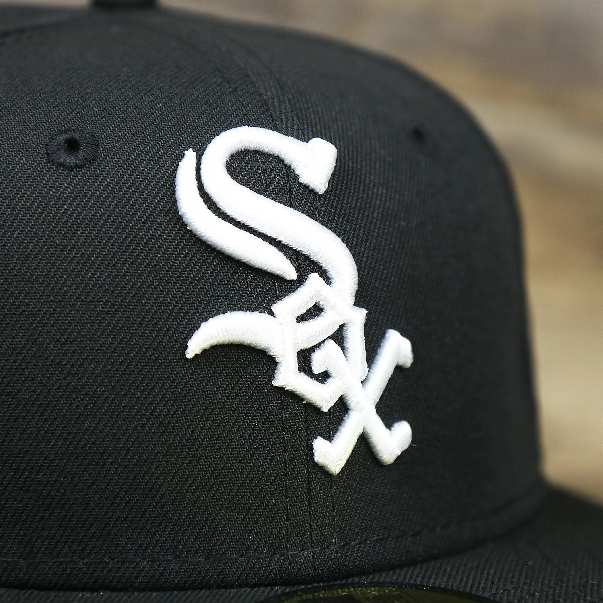 Chicago White Sox Southside Cloud Icon Side Patch Gray Bottom 59Fifty Fitted Cap | Black 59Fifty Cap