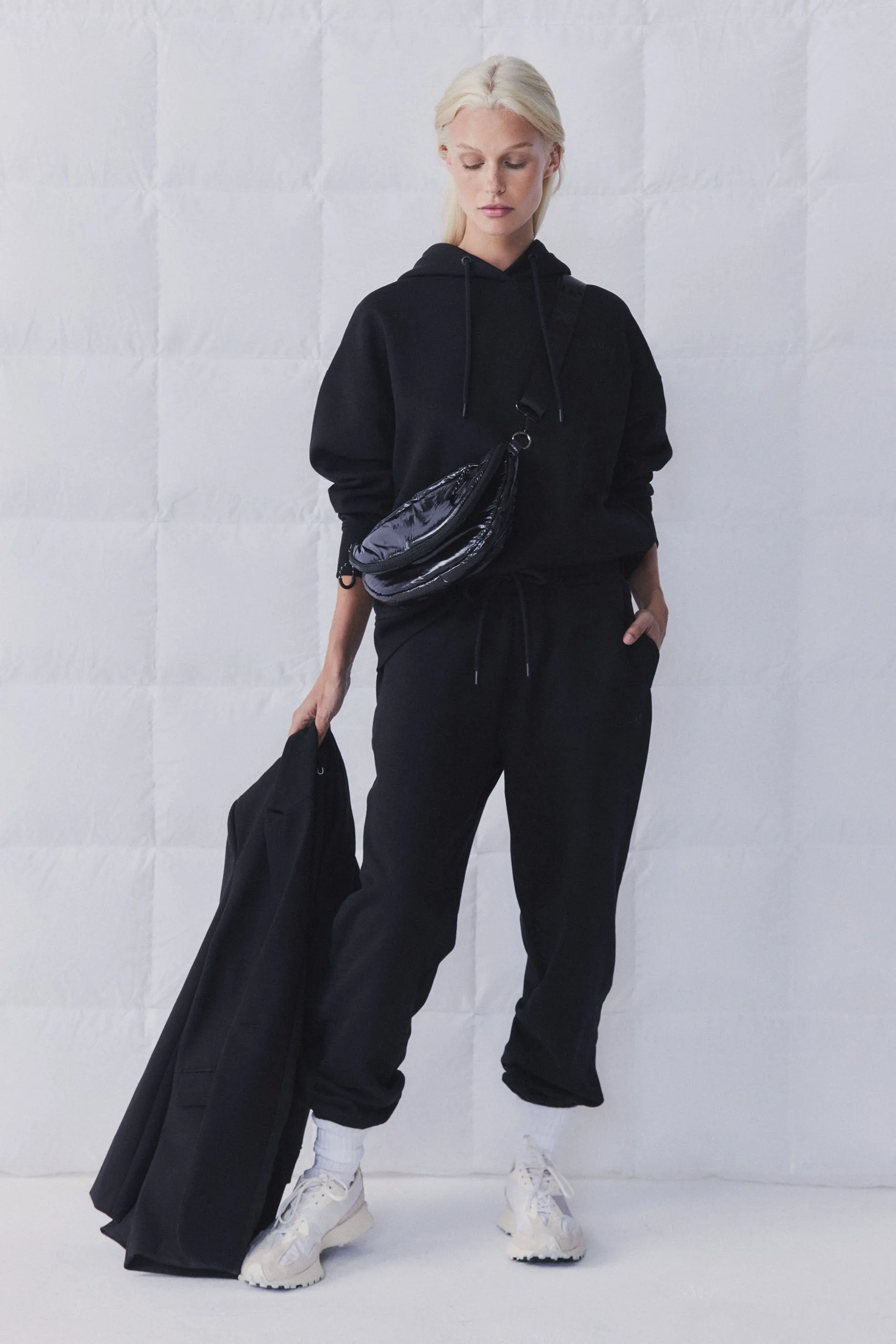 D-Luxe Essential Track Pant