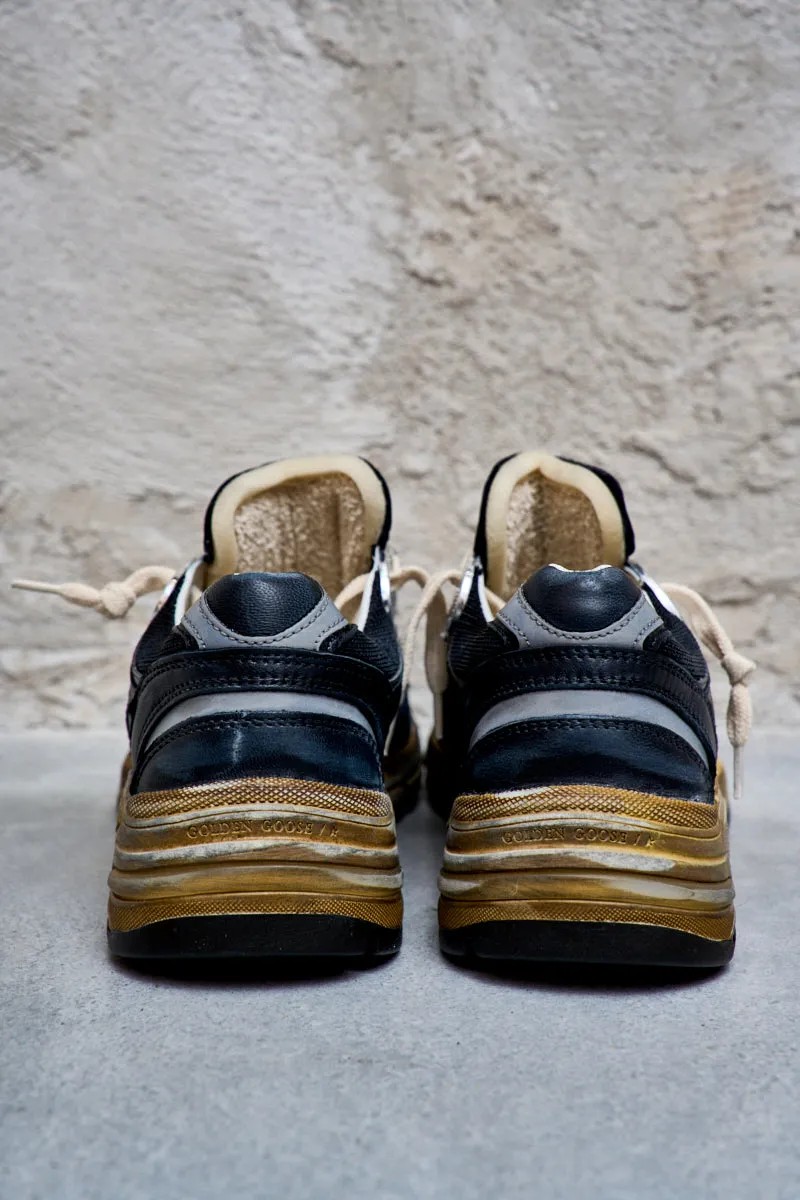 GOLDEN GOOSE Sneakers donna Dad-Star con stella grigio ghiaccio