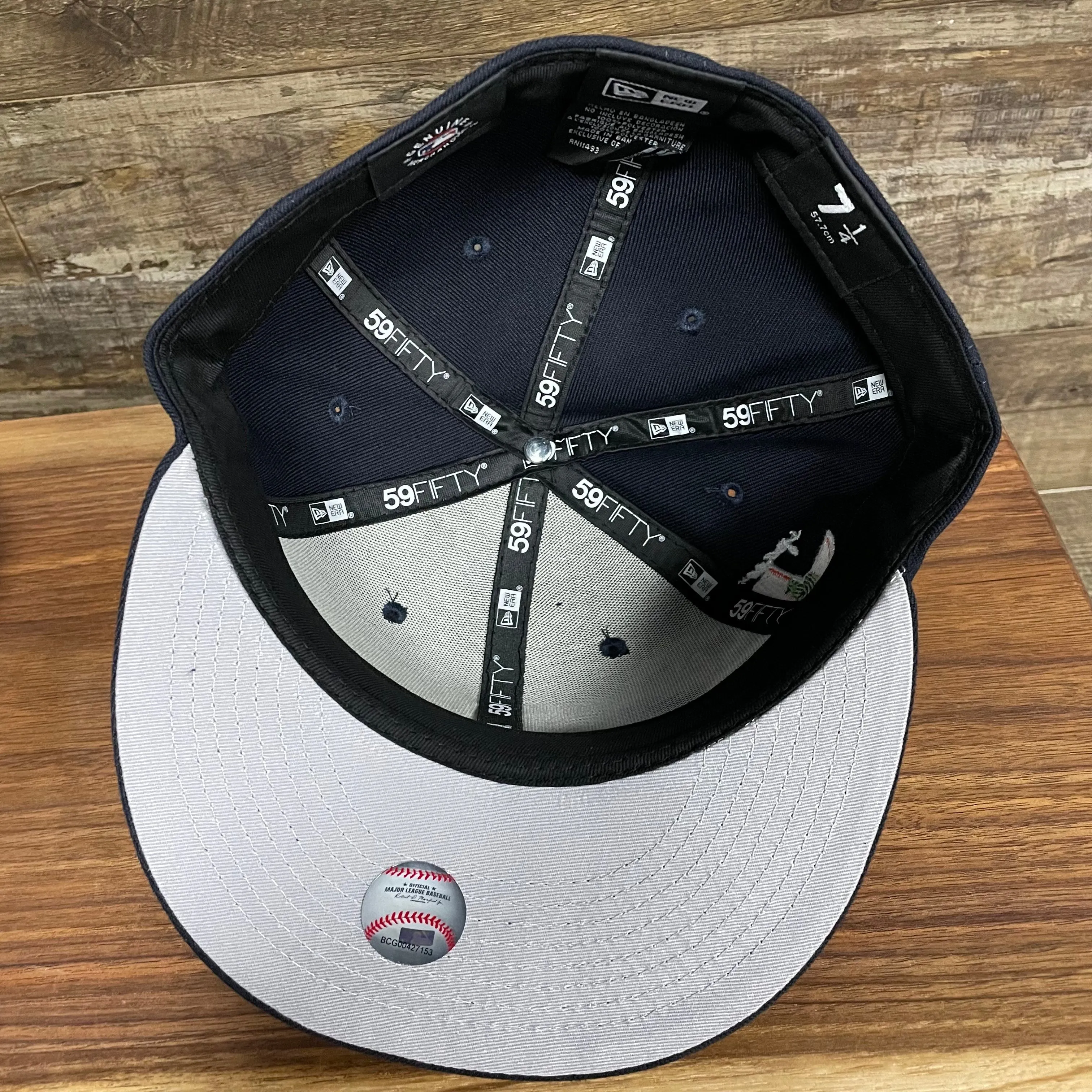 Houston Astros City Cluster Side Patch Gray Bottom Navy 59Fifty Fitted Cap