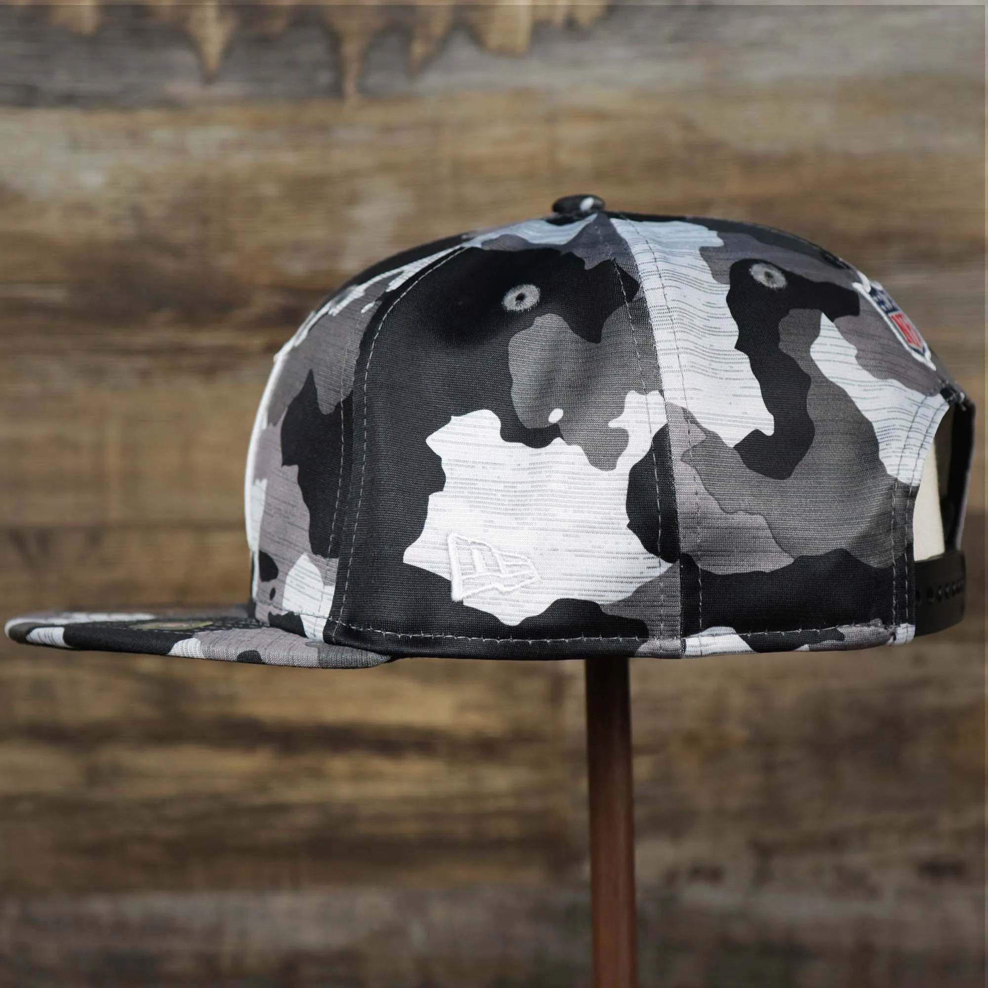 Los Angeles Raiders NFL OnField Summer Training 2022 Camo 9Fifty Snapback | Black Camo 9Fifty