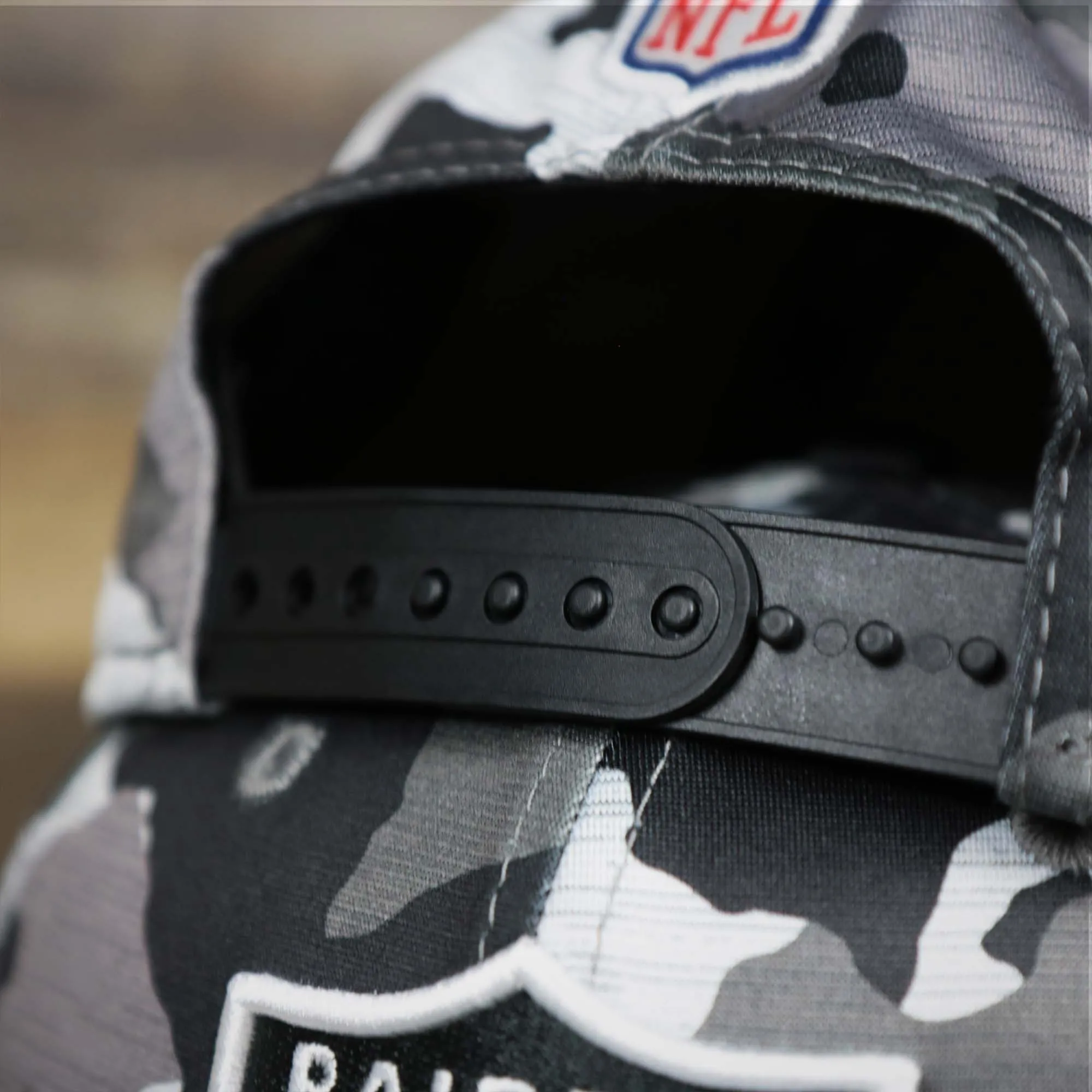 Los Angeles Raiders NFL OnField Summer Training 2022 Camo 9Fifty Snapback | Black Camo 9Fifty