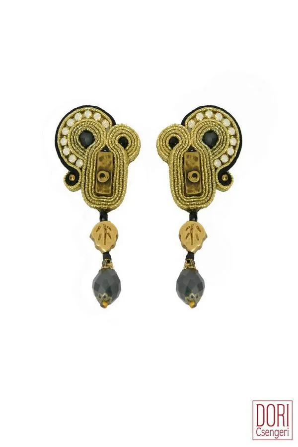 Nefertiti, Day-to-Evening Clip-on Earrings