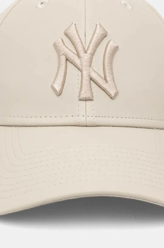 New Era baseball cap PU 9FORTY® NEW YORK YANKEES beige color with an application 60364299