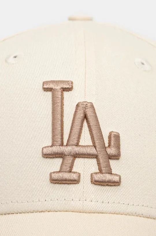 New Era cotton baseball cap ESS 9FORTY® LOS ANGELES DODGERS beige color with an application 60565239