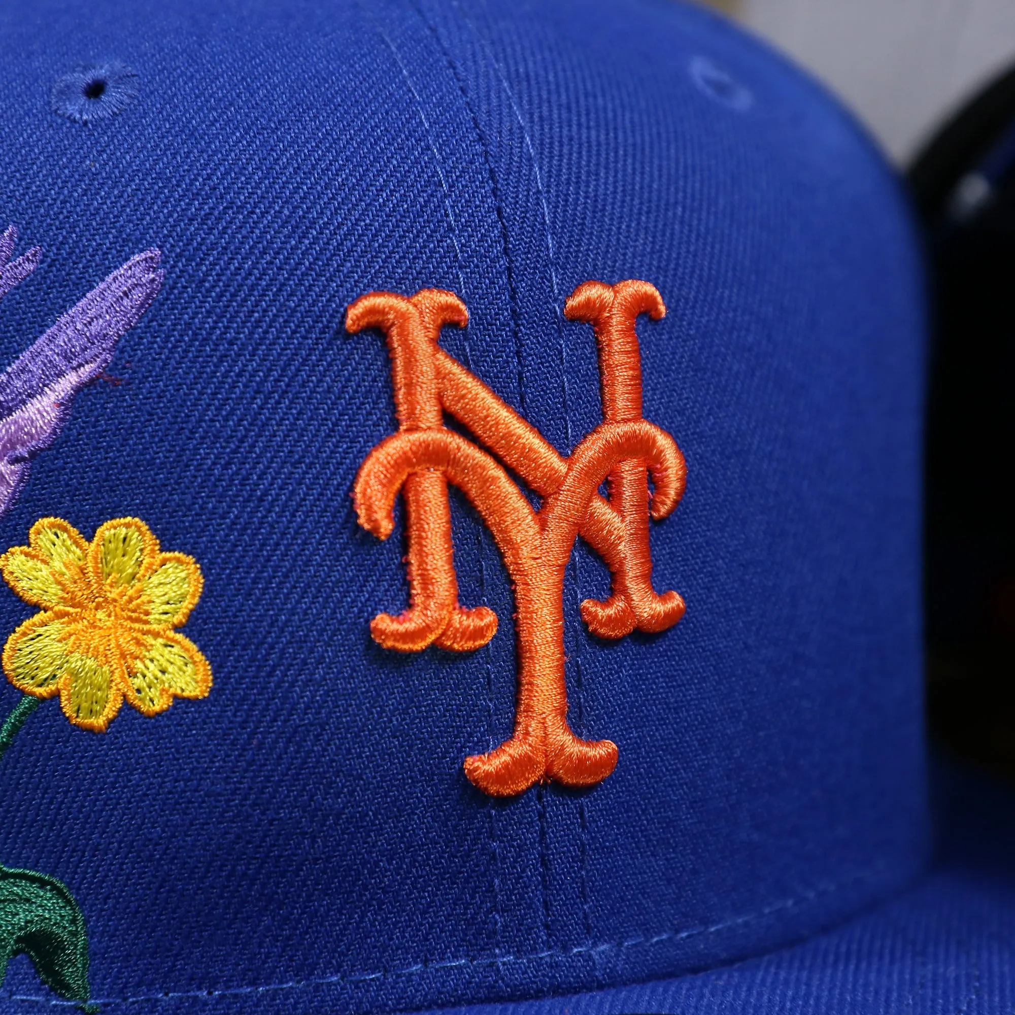 New York Mets Gray Bottom Bloom Spring Embroidery 59Fifty Fitted Cap | Royal Blue 59Fifty Cap