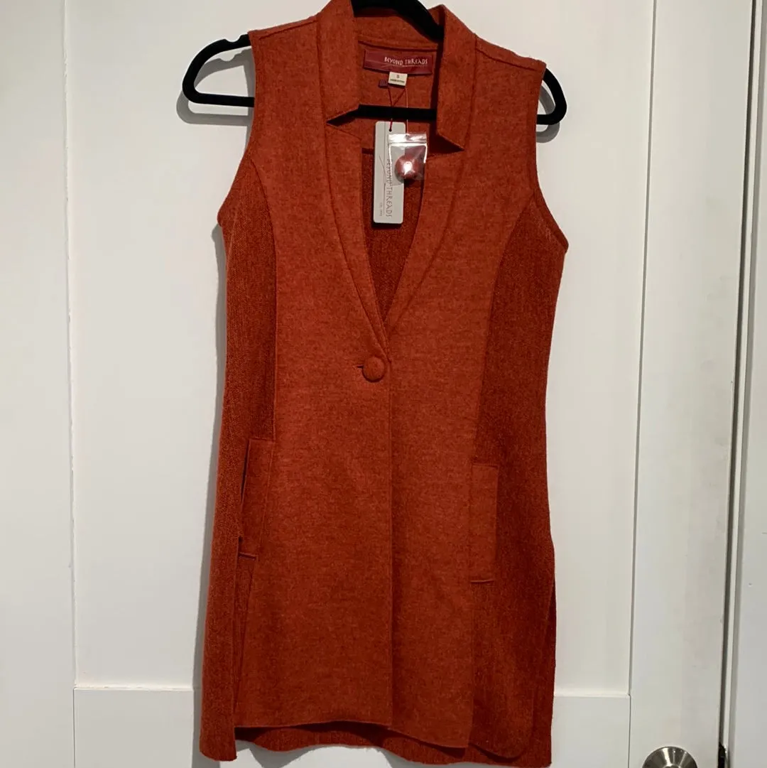 Notched vest