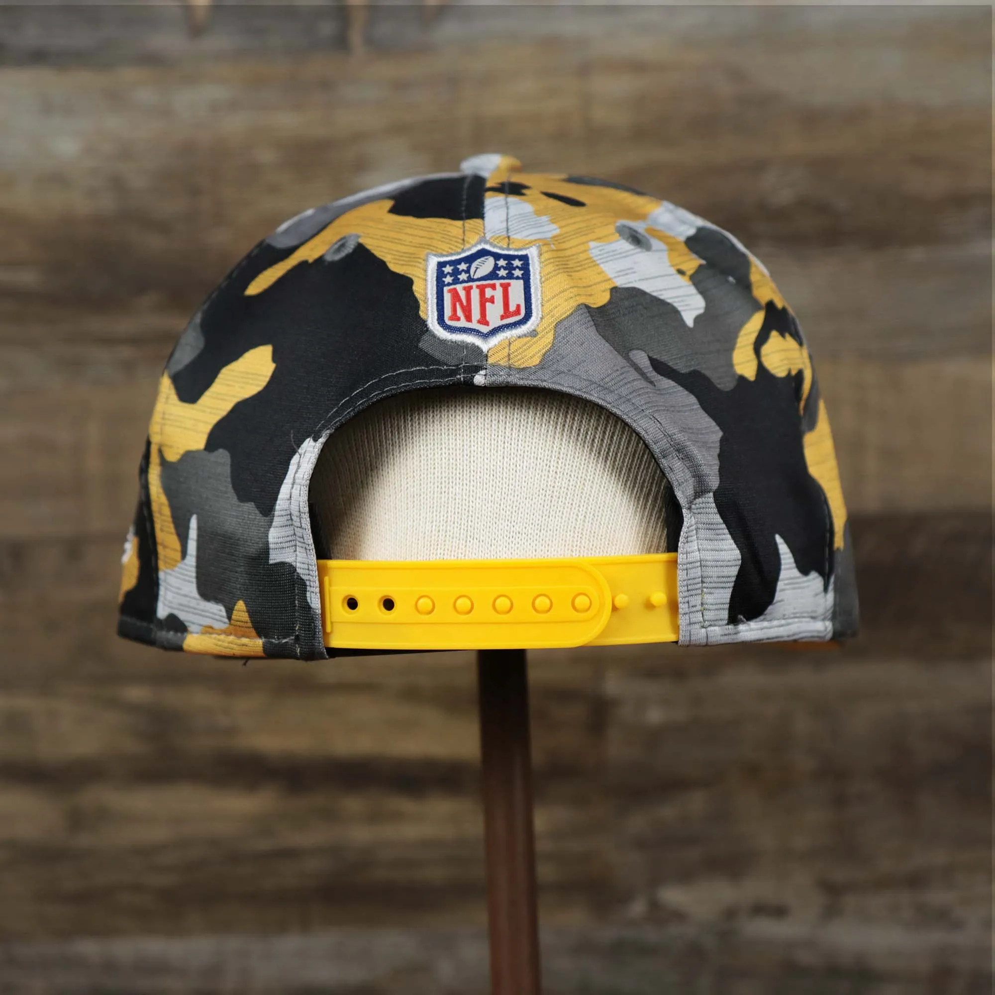 Pittsburgh Steelers NFL OnField Summer Training 2022 Camo 9Fifty Snapback | Yellow Camo 9Fifty