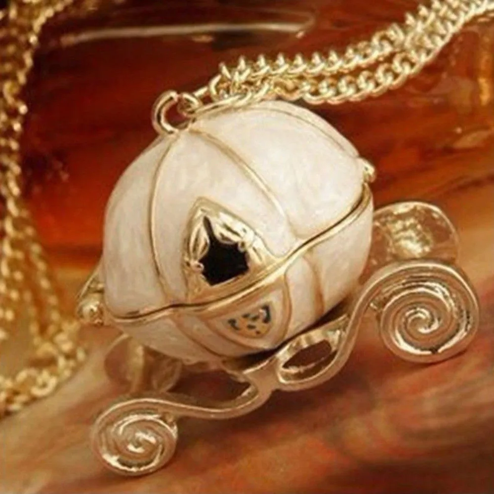 Pumpkin Carriage Necklace Cinderella Fairy Tale God-Mother Magic Alloy Chains Exquisite Pendants Necklace SM6