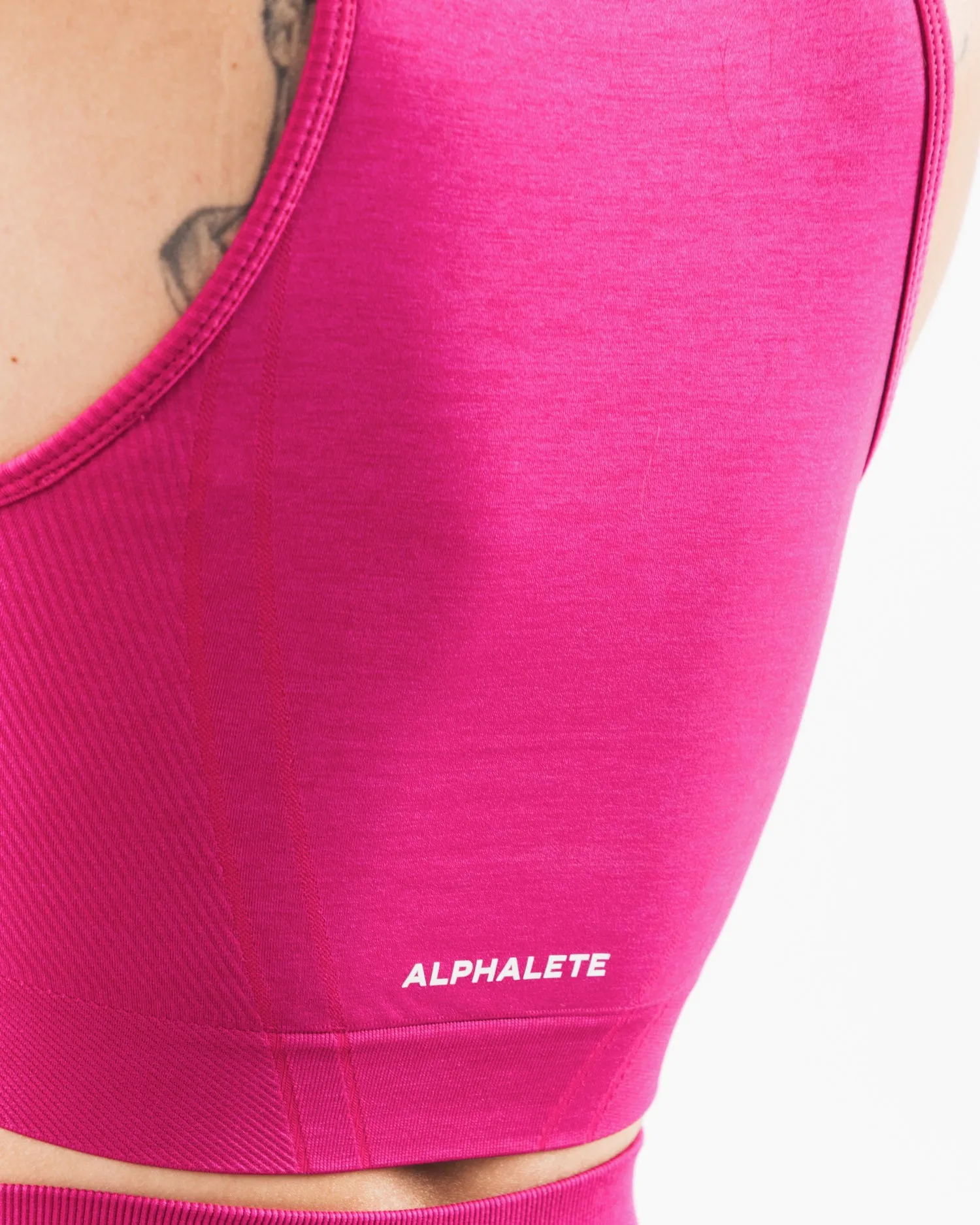 Stratus Crop Tank - Magenta