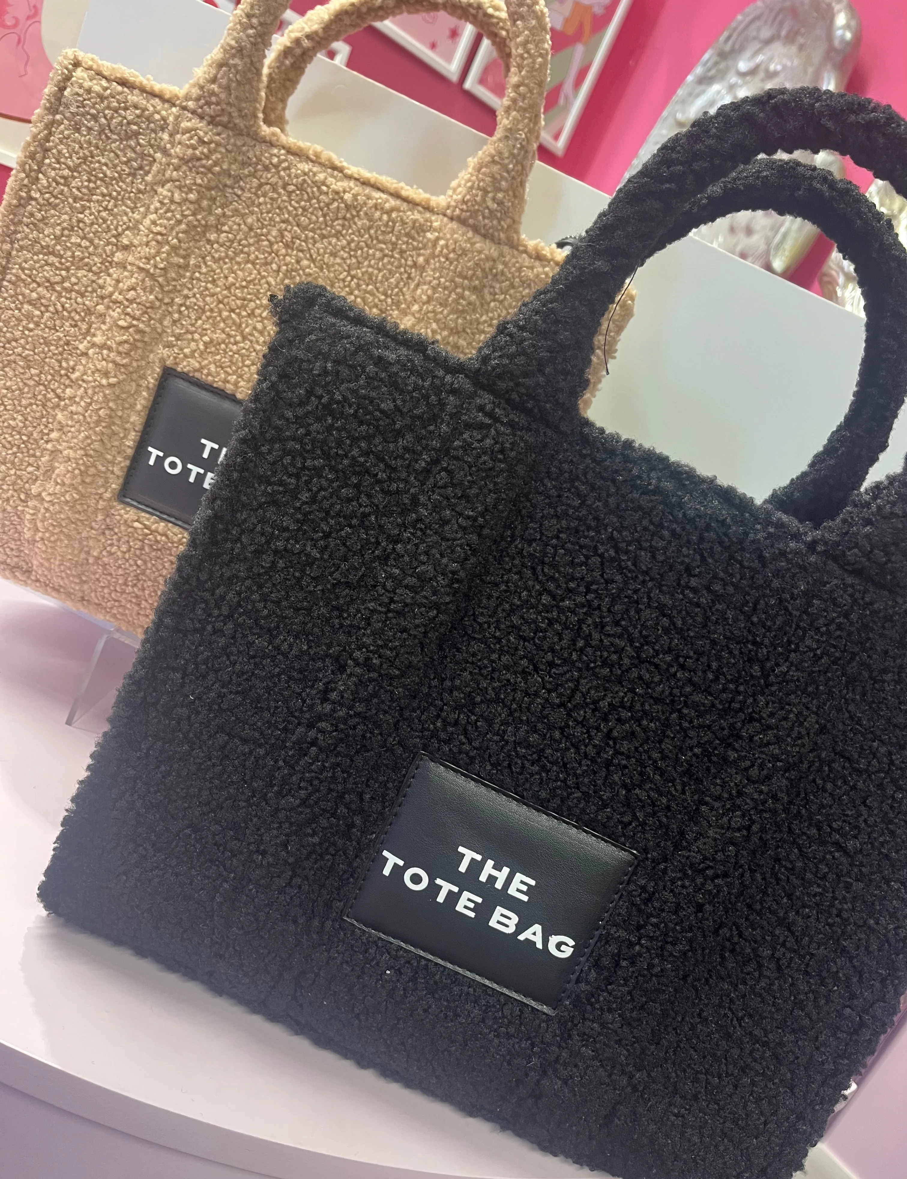 The Teddy Tote Bag > Apricot