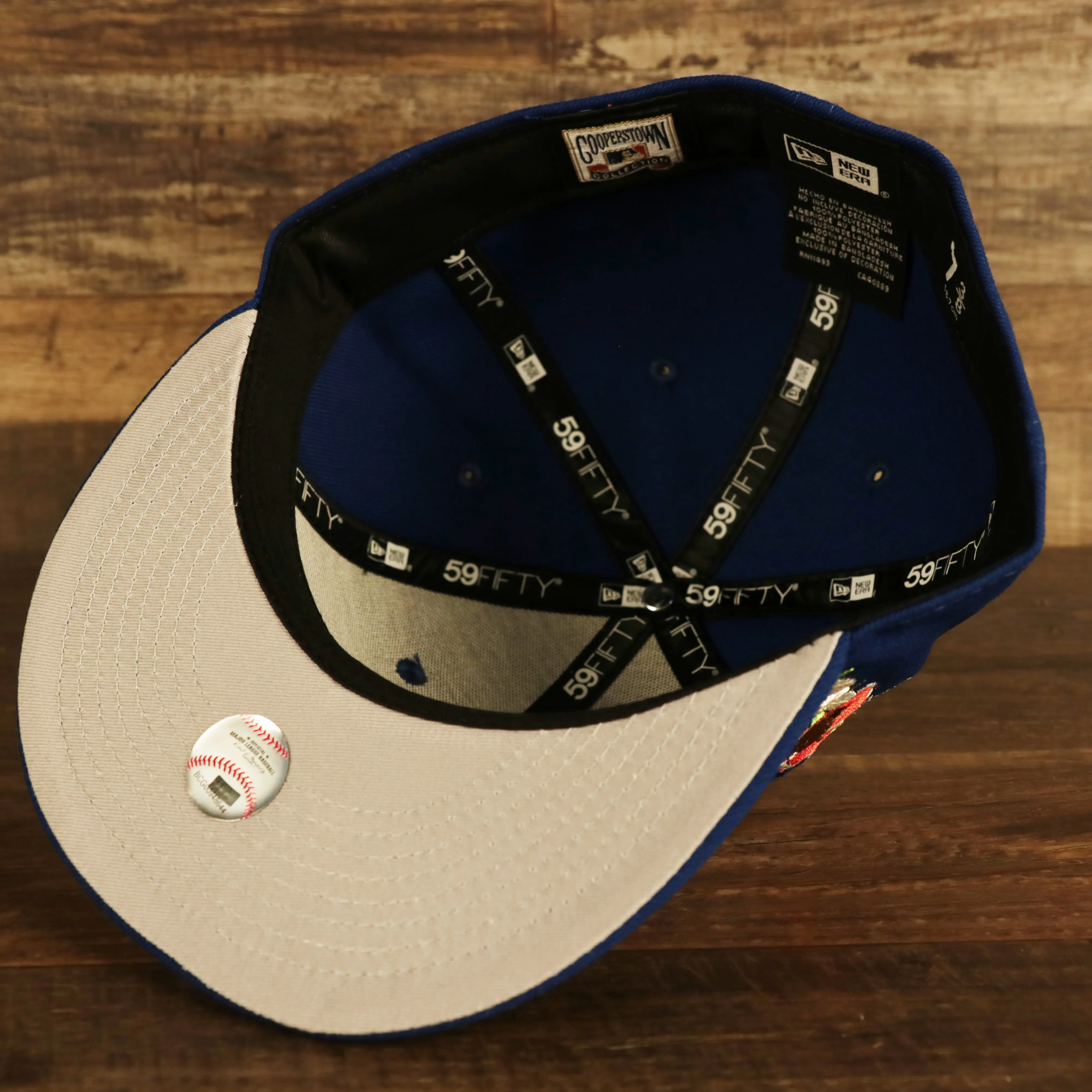 Toronto Blue Jays Cooperstown City Cluster Side Patch Gray Bottom Royal 59Fifty Fitted Cap