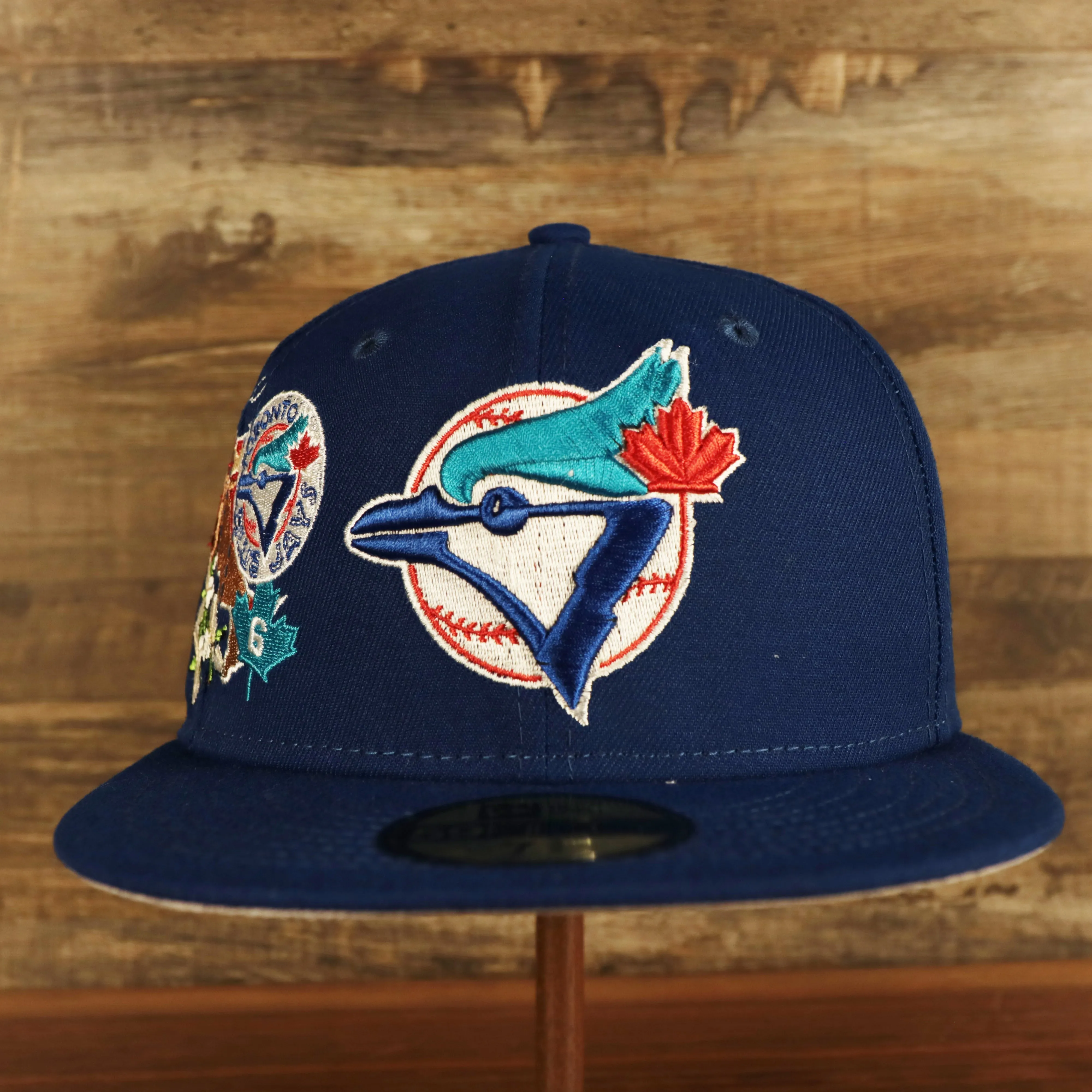 Toronto Blue Jays Cooperstown City Cluster Side Patch Gray Bottom Royal 59Fifty Fitted Cap