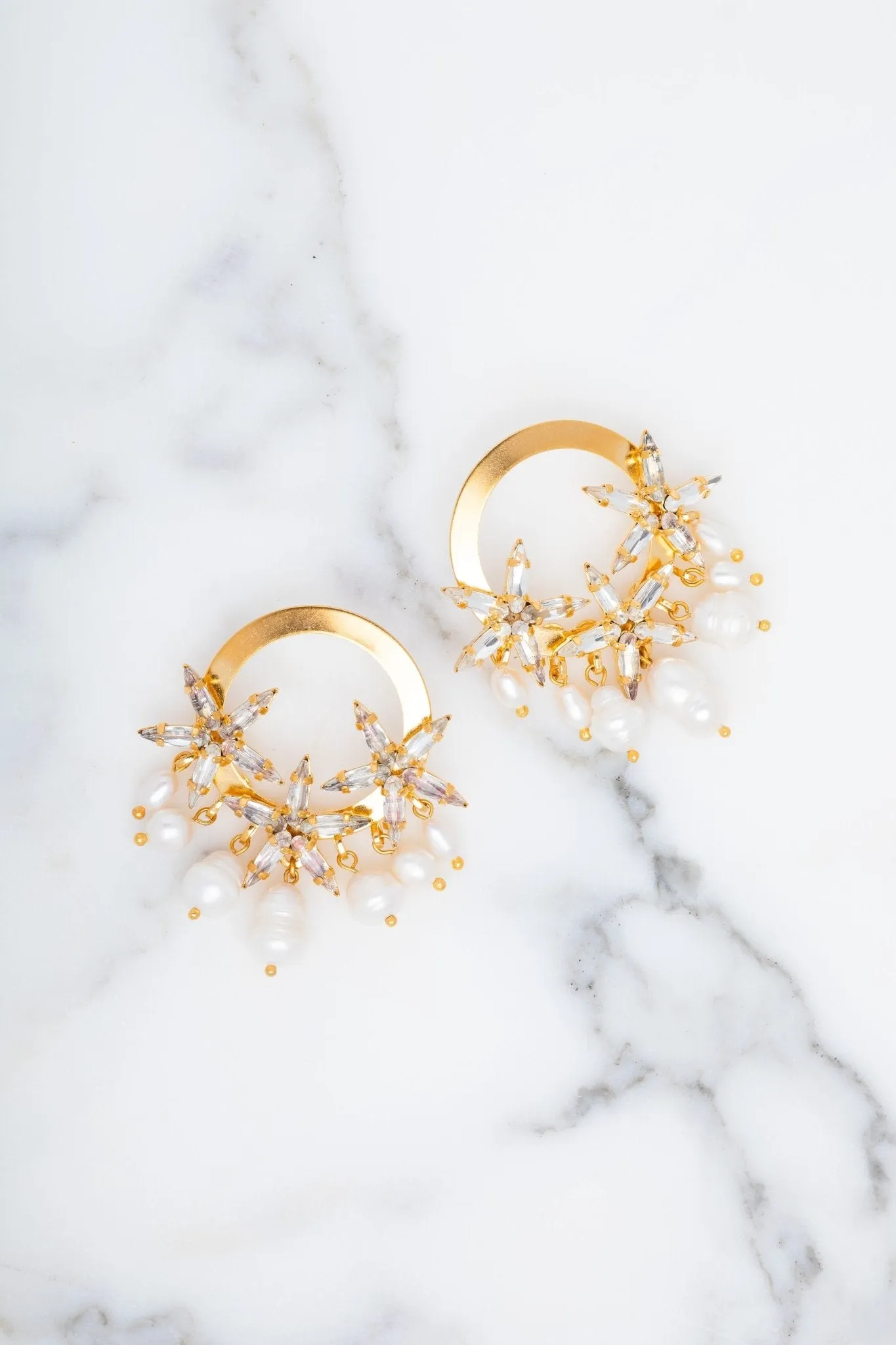 Vaela Earrings