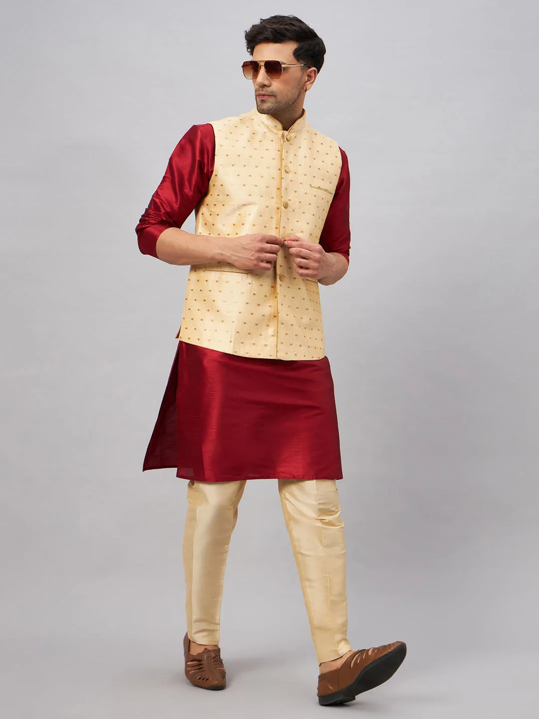 VASTRAMAY Men's Gold Zari Weaved Jacket With Kurta Pant Set