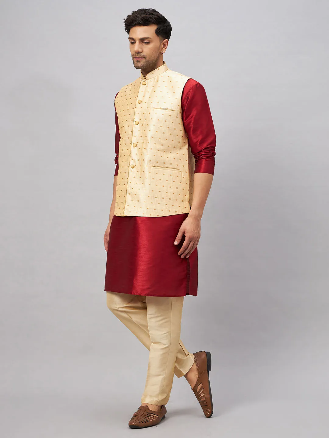 VASTRAMAY Men's Gold Zari Weaved Jacket With Kurta Pant Set