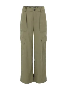 Vince Mid Rise Fluid Cargo Trouser in Earthly