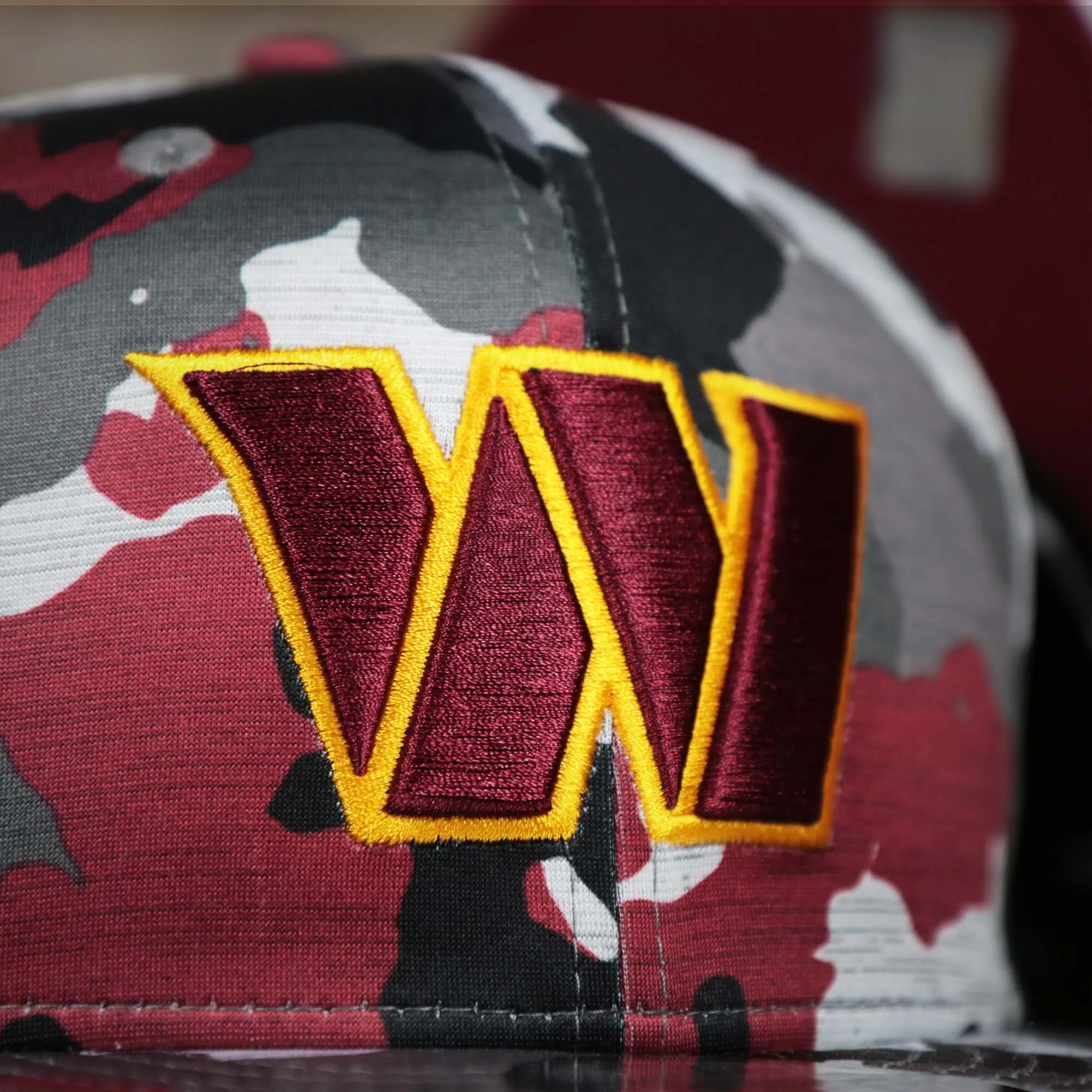 Washington Commanders NFL OnField Summer Training 2022 Camo 9Fifty Snapback | Burgundy Camo 9Fifty