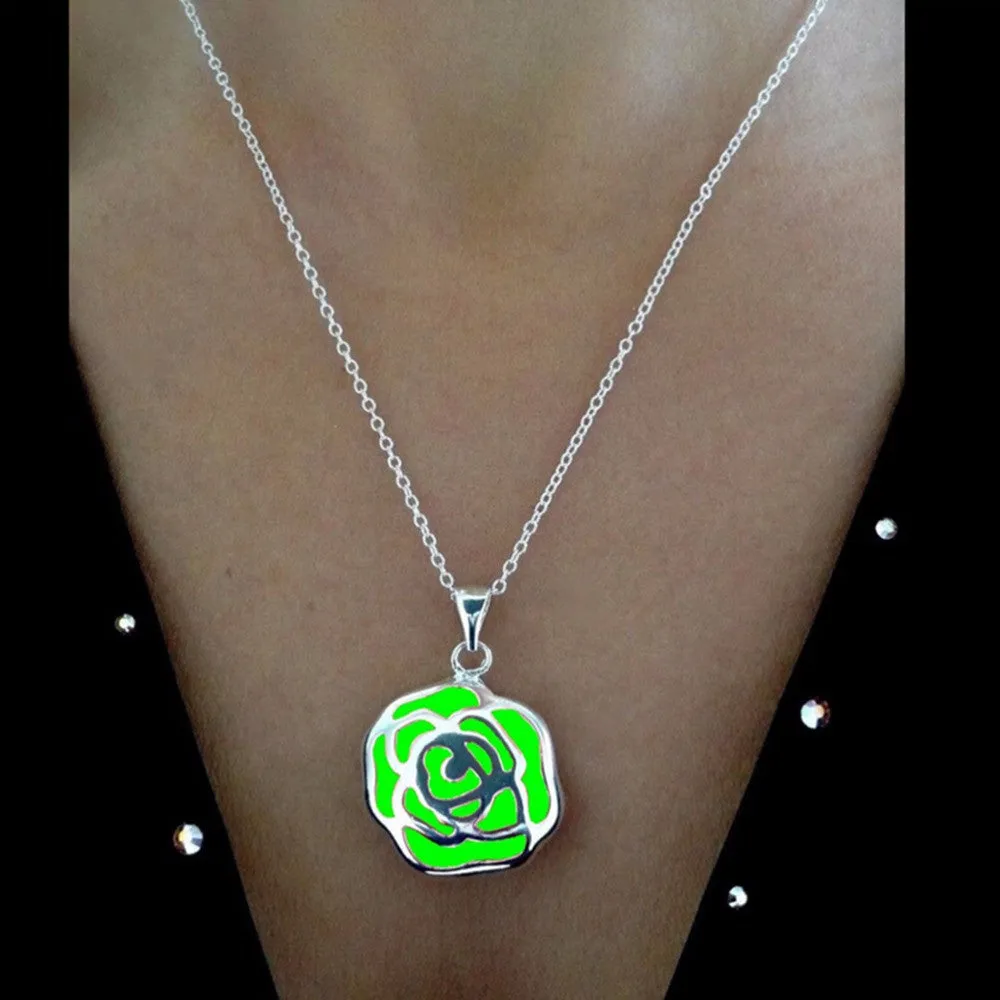 Women Chocker Pendants Necklace Glow In The Dark Locket Hollow Glowing Rose Shape Stone Pendant SM6