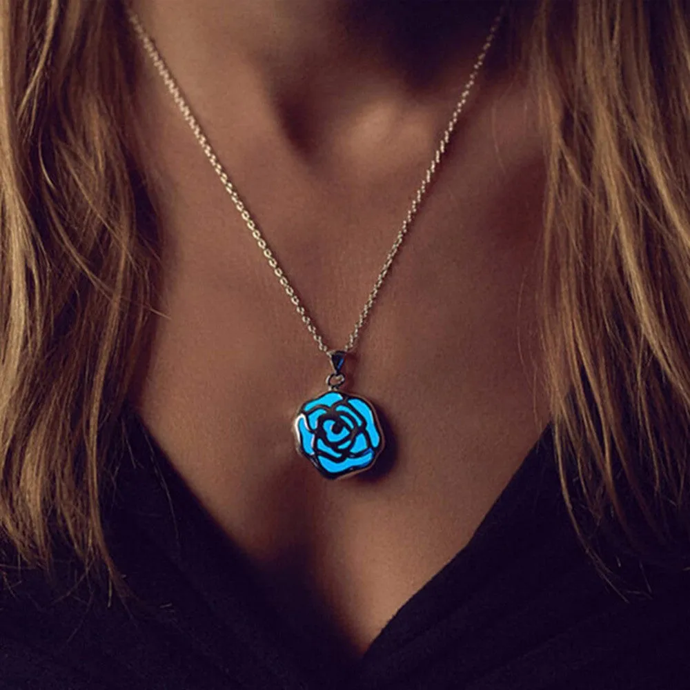 Women Chocker Pendants Necklace Glow In The Dark Locket Hollow Glowing Rose Shape Stone Pendant SM6